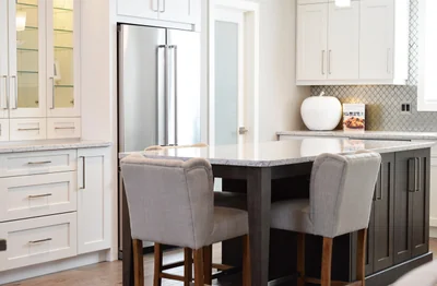 Rénovation de cuisine 2026 : astuces incontournables pour repeindre vos meubles